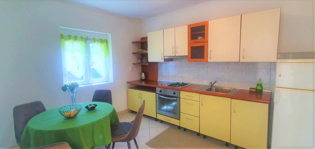 Apartment Fain - Private Parking Zadar Exteriör bild